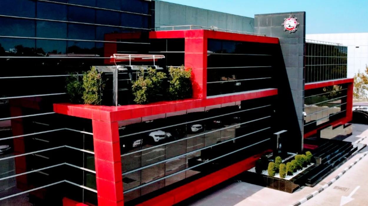 10 بدائل لمجموعة CSS الإماراتية في إسبانيا