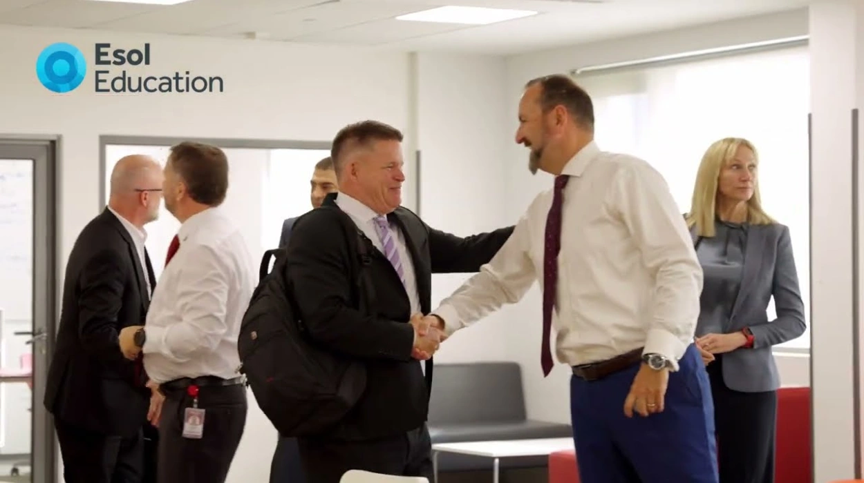 10 بدائل لشركة إيسول التعليمية الإماراتية في كوريا الجنوبية